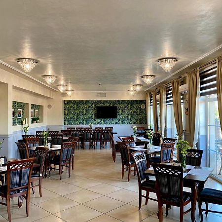 Hotel Stara Gorzelnia Лихень Экстерьер фото