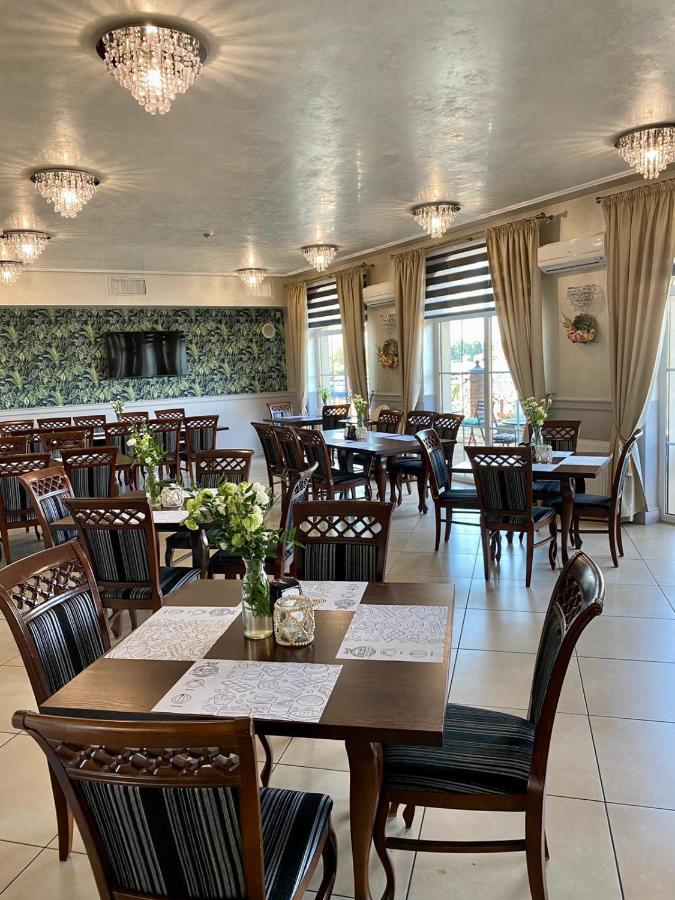 Hotel Stara Gorzelnia Лихень Экстерьер фото