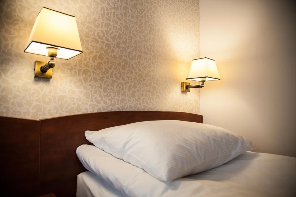 Hotel Stara Gorzelnia Лихень Номер фото
