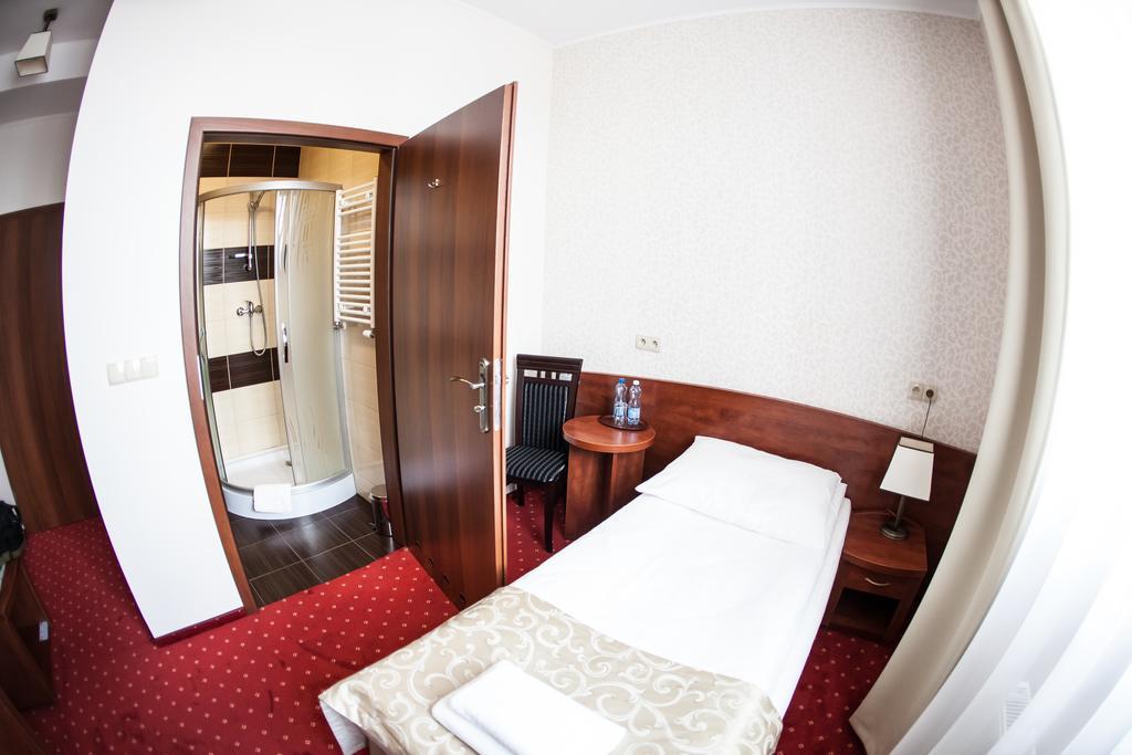 Hotel Stara Gorzelnia Лихень Номер фото