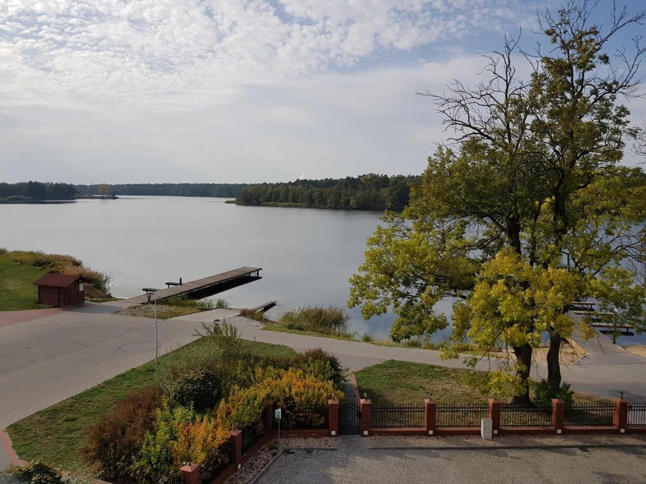 Hotel Stara Gorzelnia Лихень Экстерьер фото